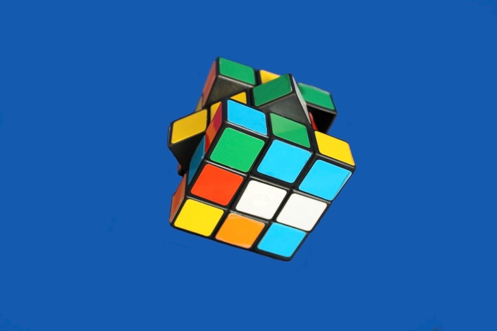 cube-2908605_1280