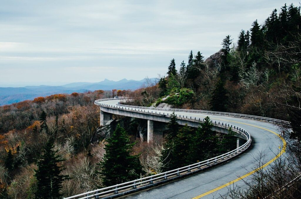 road-1030789_1280