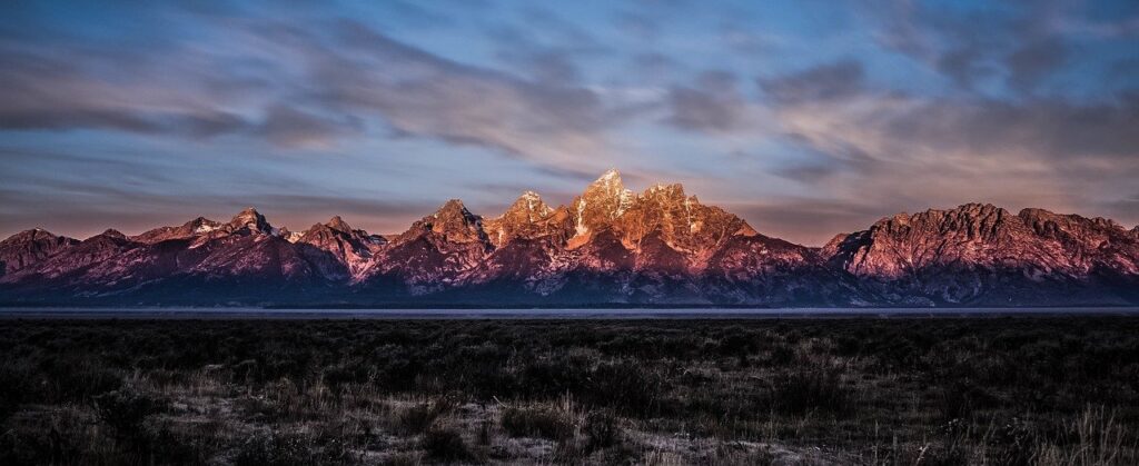mountain-1149897_1280